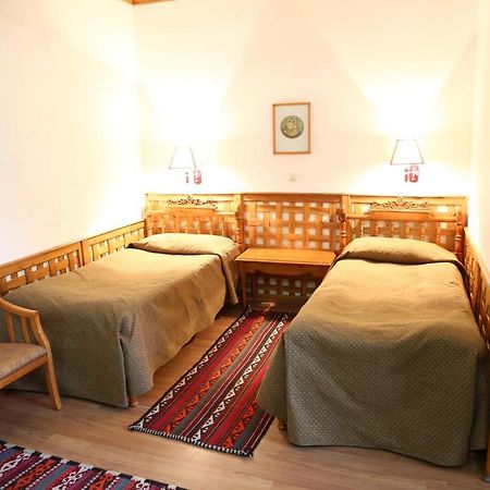 Malika Classic Hotel Samarkand Buitenkant foto