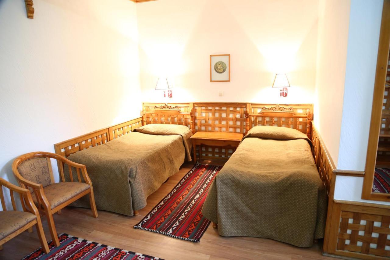 Malika Classic Hotel Samarkand Buitenkant foto